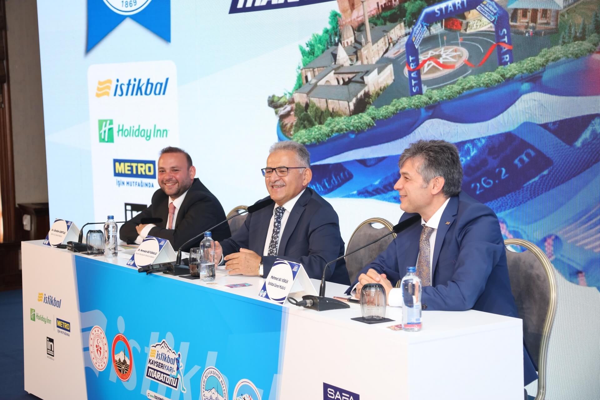 istikbal-kayseri-yari-maratonu-istanbulda-tanitildi-46