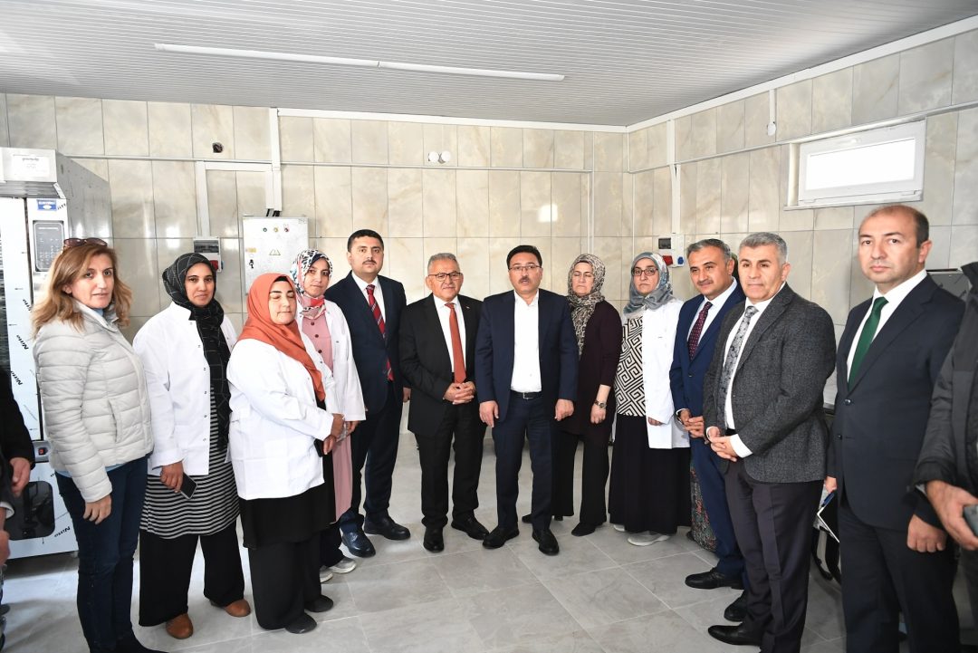 buyukkilic-ve-cicek-develide-kadin-kooperatifini-ziyaret-etti-59