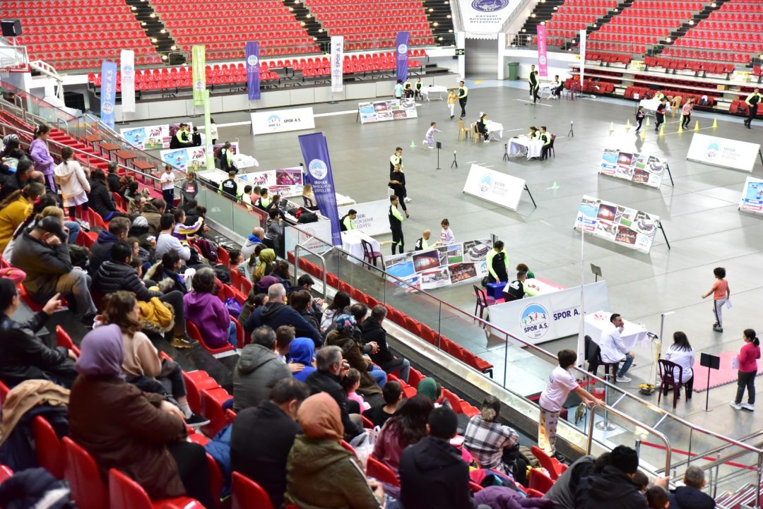 buyuksehirin-yetenek-testine-220-cocuk-katildi-43