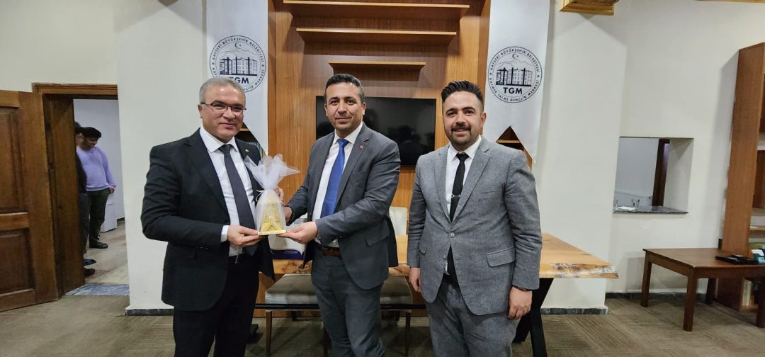 buyuksehirin-‘kariyer-gunlerine-il-milli-egitim-muduru-konuk-oldu-17