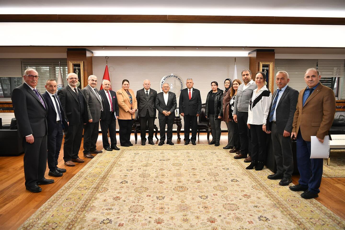 Başkan Büyükkılıç, Anadolu Muhtarlar ve Mahalli İdareler Derneği Üyelerini Davet Etti